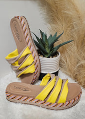 MELLOW YELLOW SANDALS