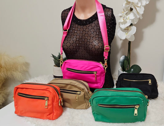 ENVI ME CROSSBODY BAG