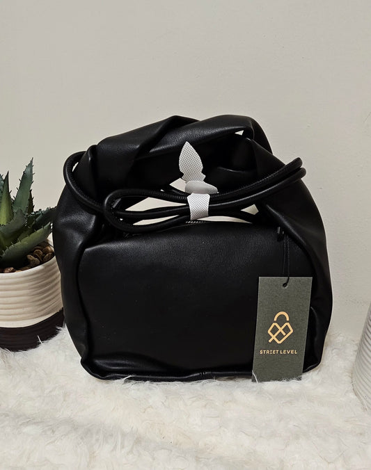 BLACK LEATHER HANDLE BAG