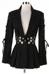 STRAP ME UP BLACK DETAIL TOP