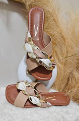CRISS CROSS GOLD DETAIL FLIP FLOPS - BROWN