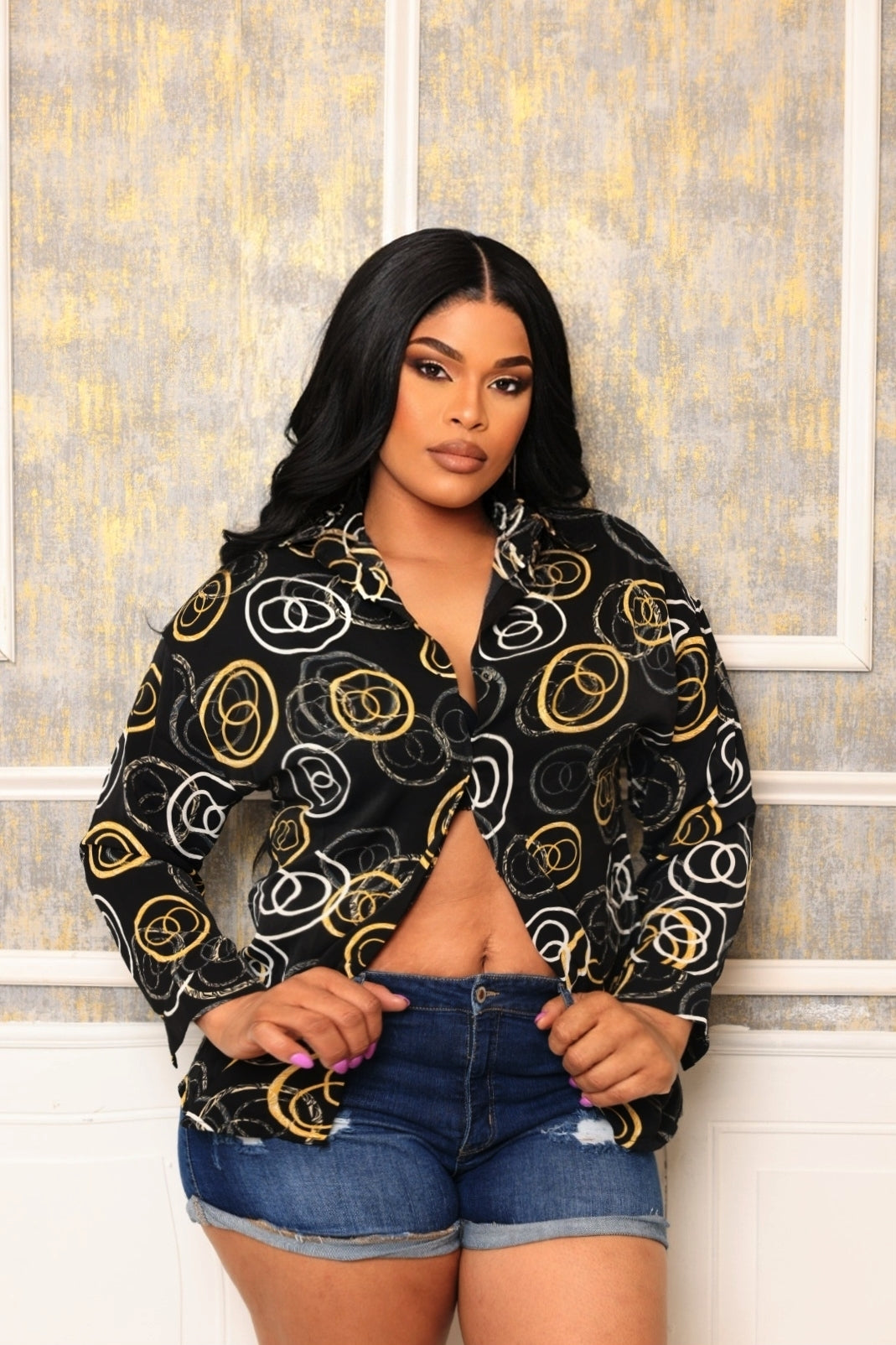 REGAL GOLD & WHITE CIRCLE BUTTON UP